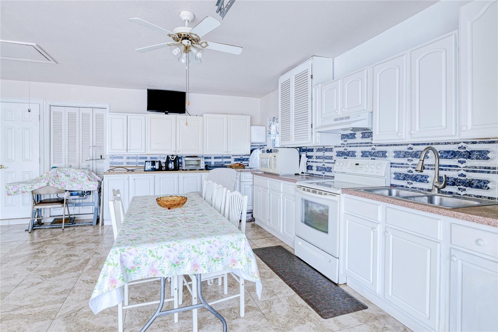 PUNTA GORDA ISLES SEC 23 - Residential