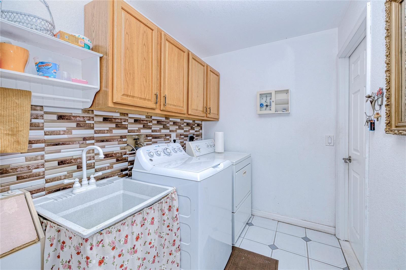 PUNTA GORDA ISLES SEC 23 - Residential