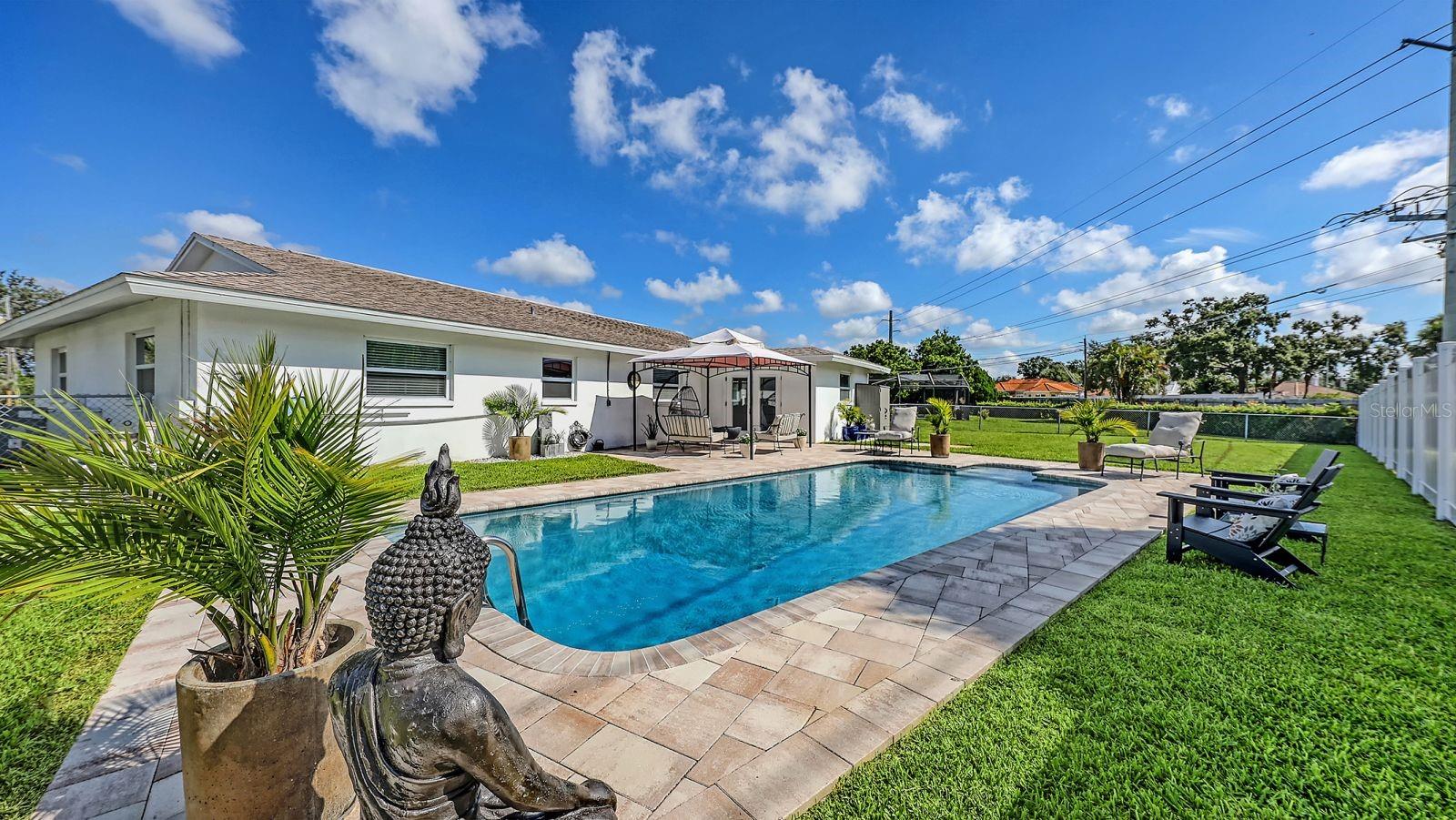 GULF GATE - Residential Lease