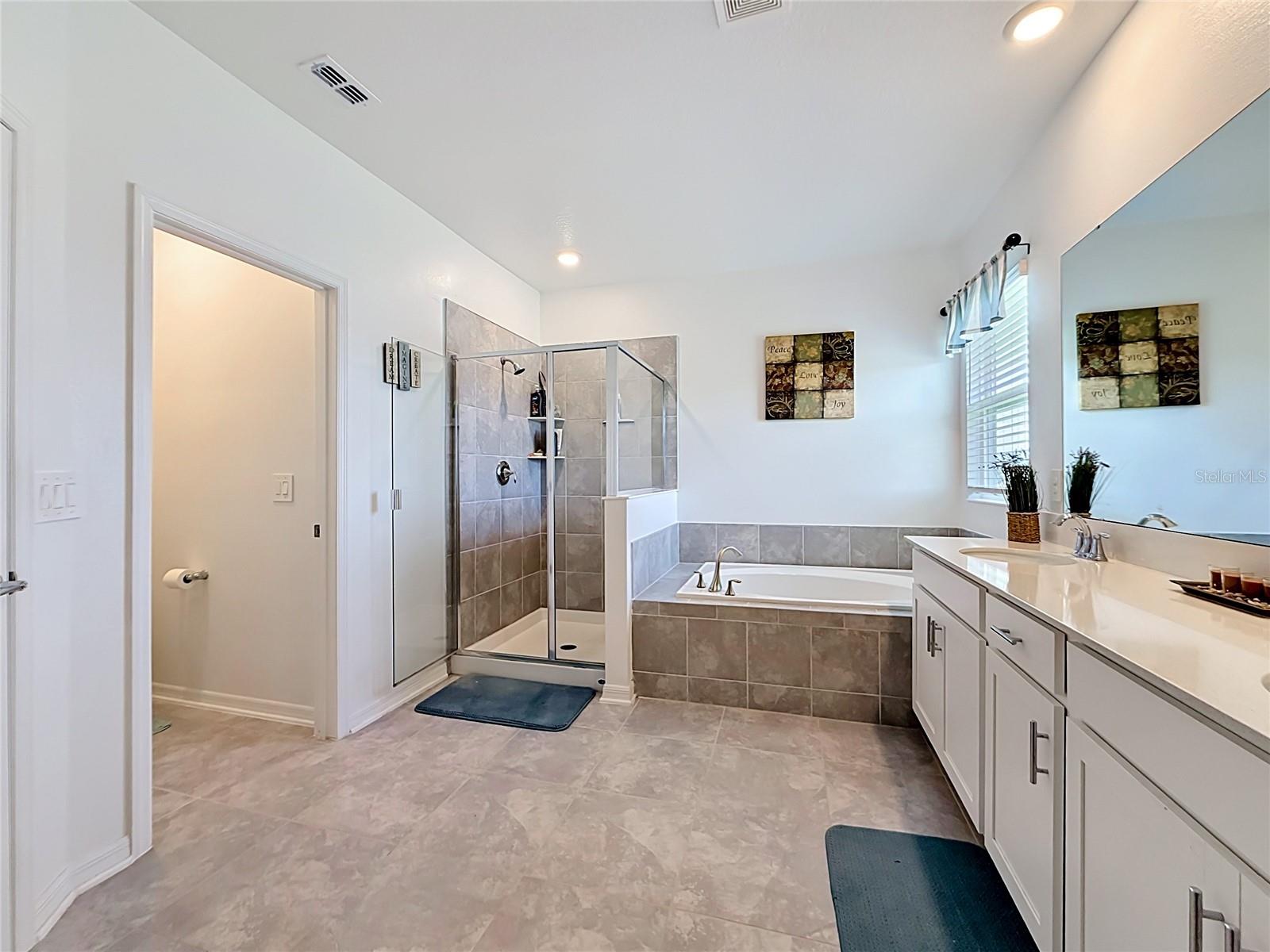HILLSIDE ESTATES - Residential