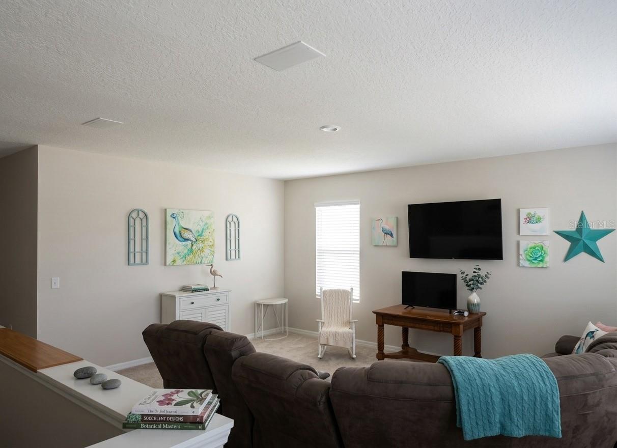 HOLLY ESTATES - Residential