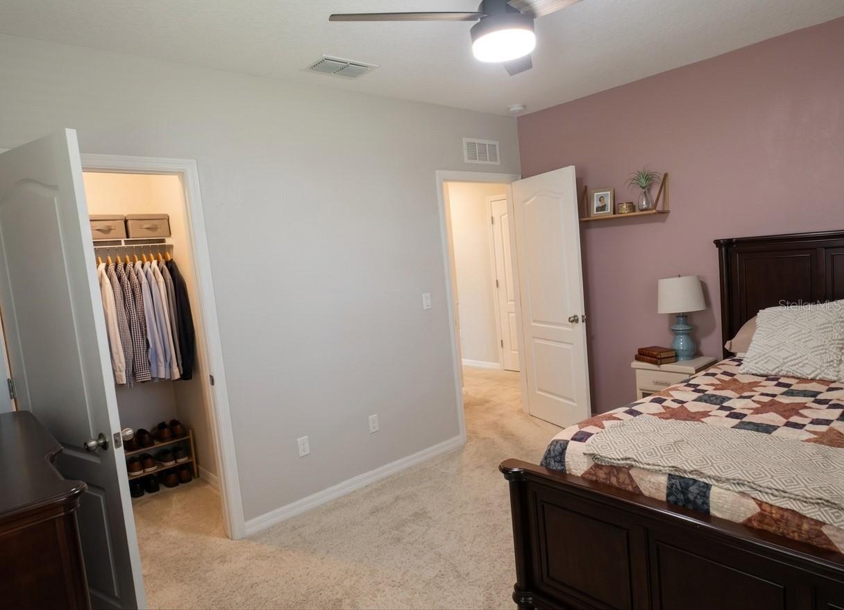 HOLLY ESTATES - Residential