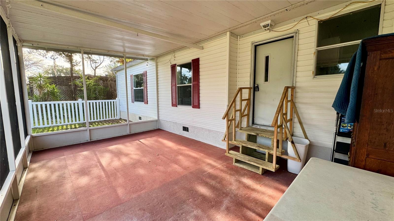 15432 CARROLLS COURT