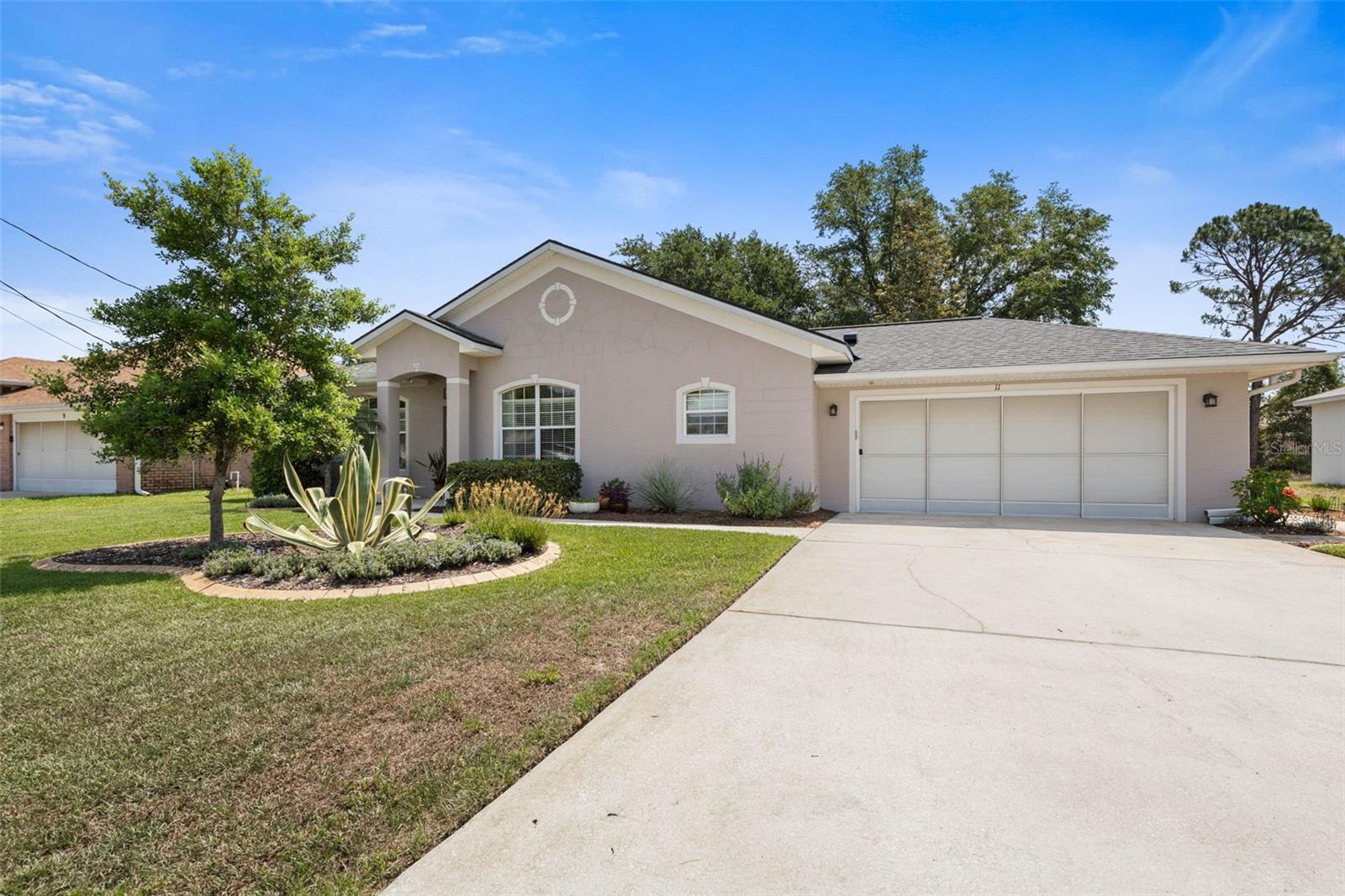 11 ROXBORO DRIVE