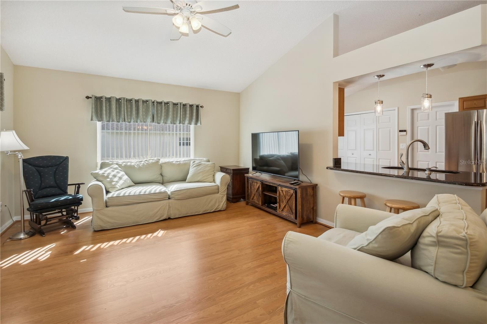 MANCHESTER AT KINGS RIDGE PH 02 - Residential