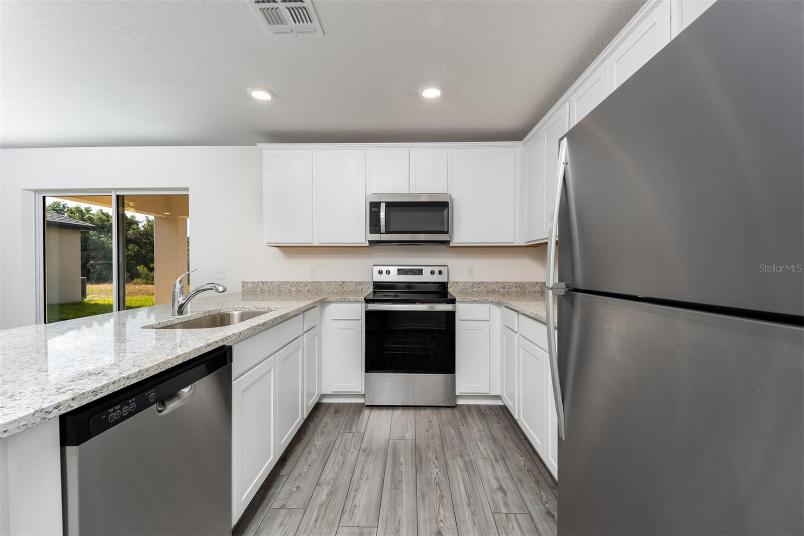 GUM LAKE PRESERVE - Residential