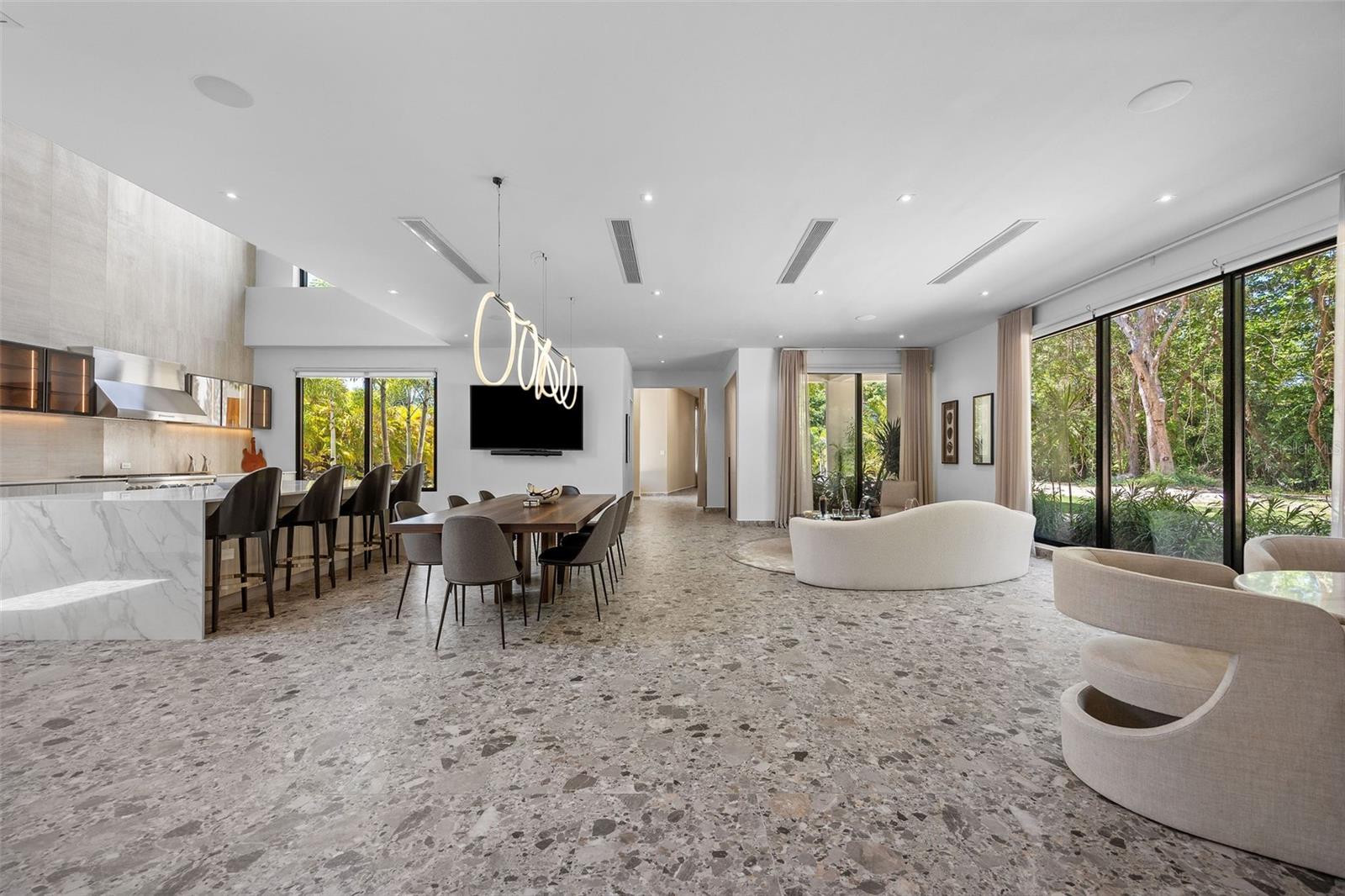 904 VILLA DORADO ESTATES