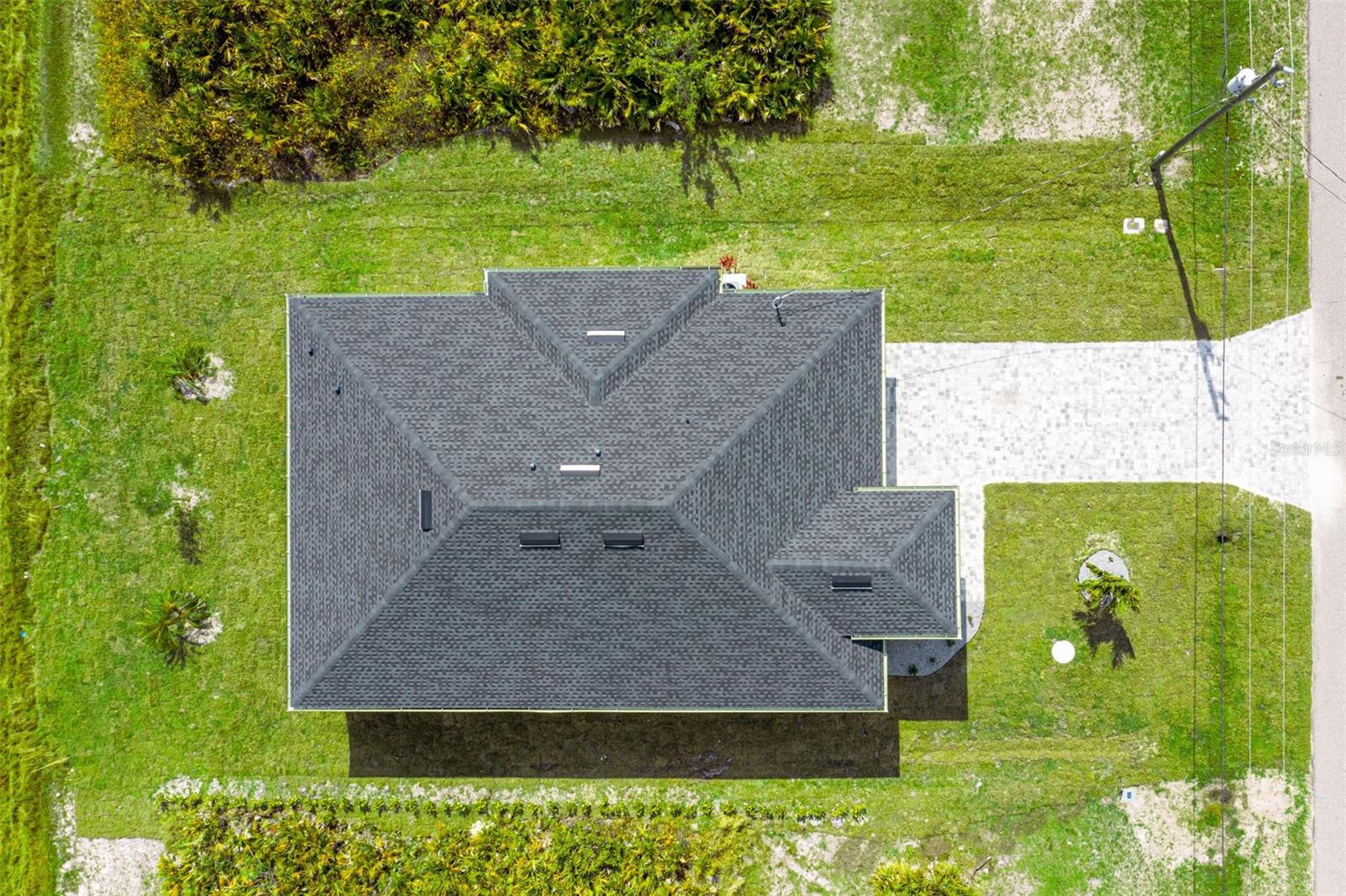 ROTONDA LAKES - Residential
