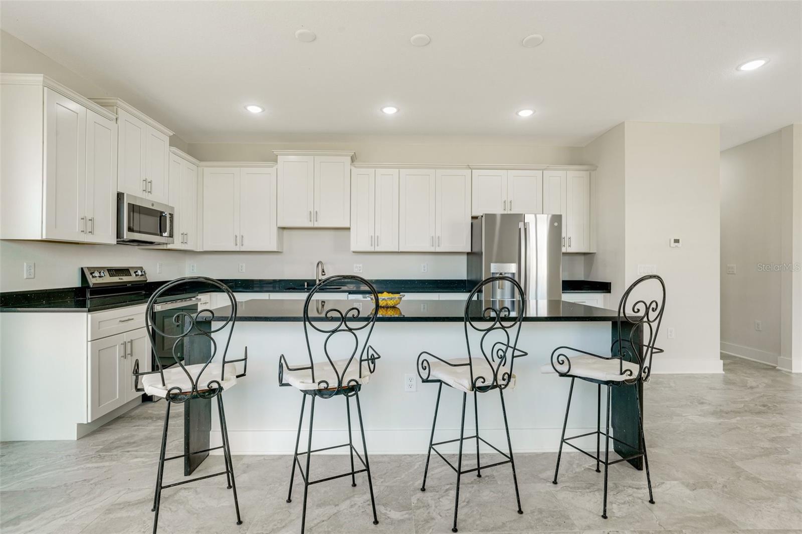 ROTONDA LAKES - Residential