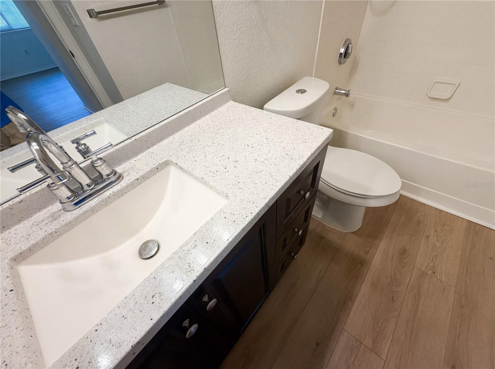 ITOPIA PRIVATE RESIDENCES CONDO - Residential