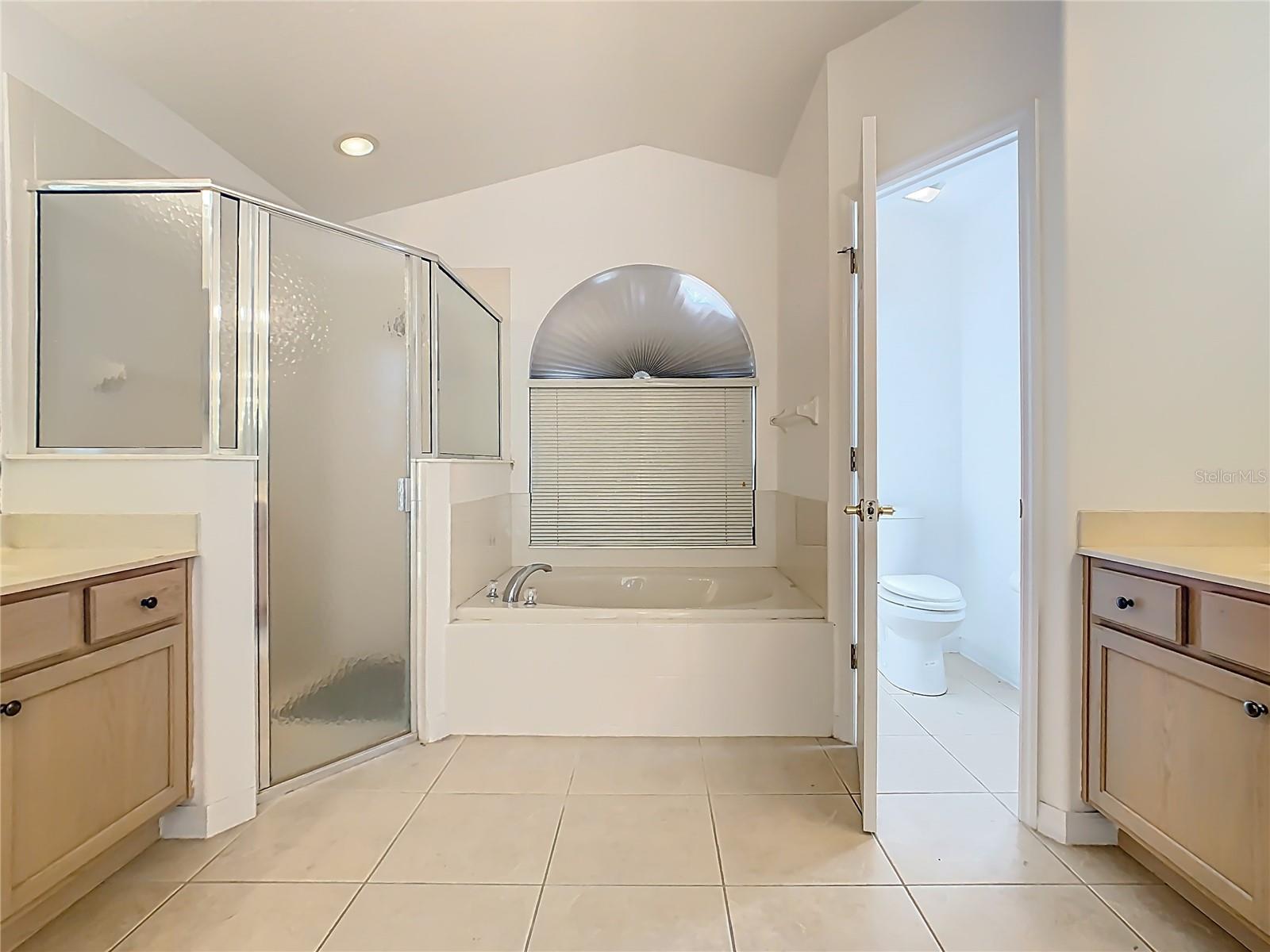 ORANGE TREE PH 06 - Residential