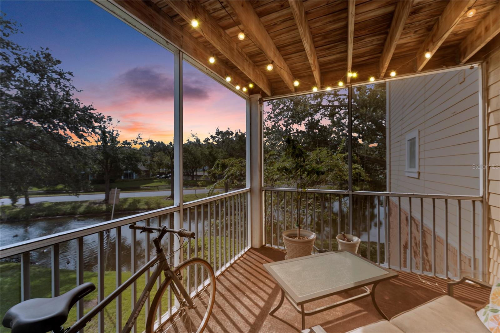 THE LANDINGS OF TAMPA A CONDOM - Residential