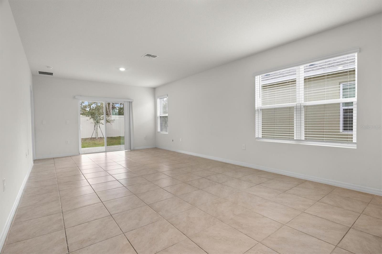 PARC HILL-PH 4 - Residential