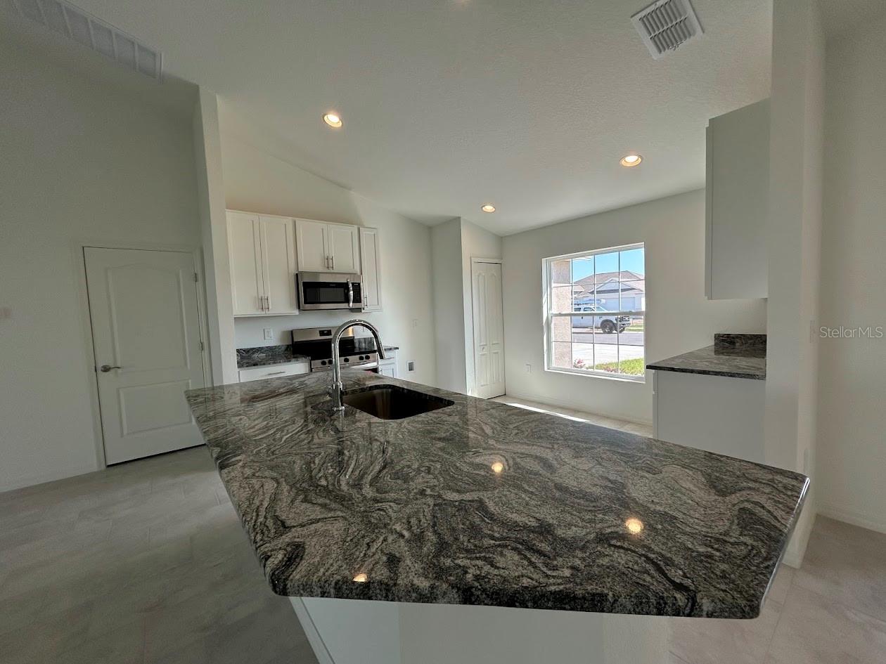 3324 BERKLEY DRIVE