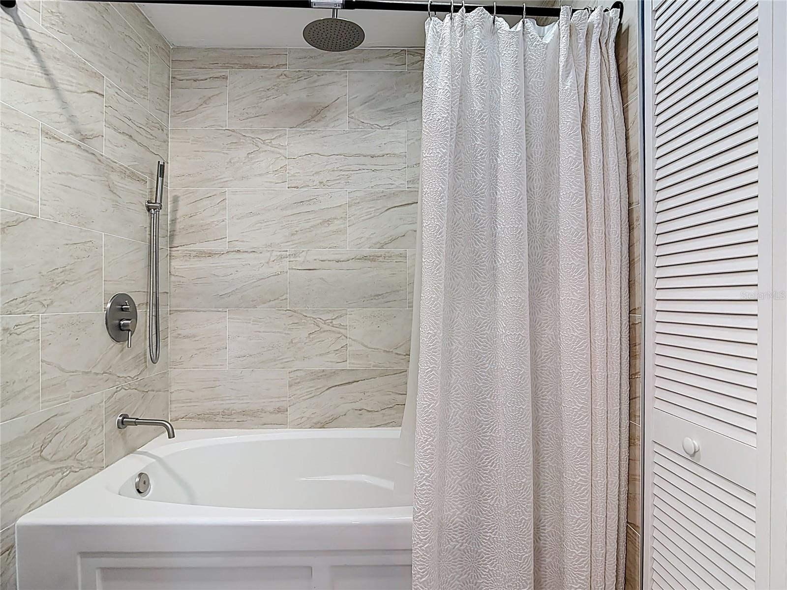 NORTH SHORE HILLS ADD - Residential