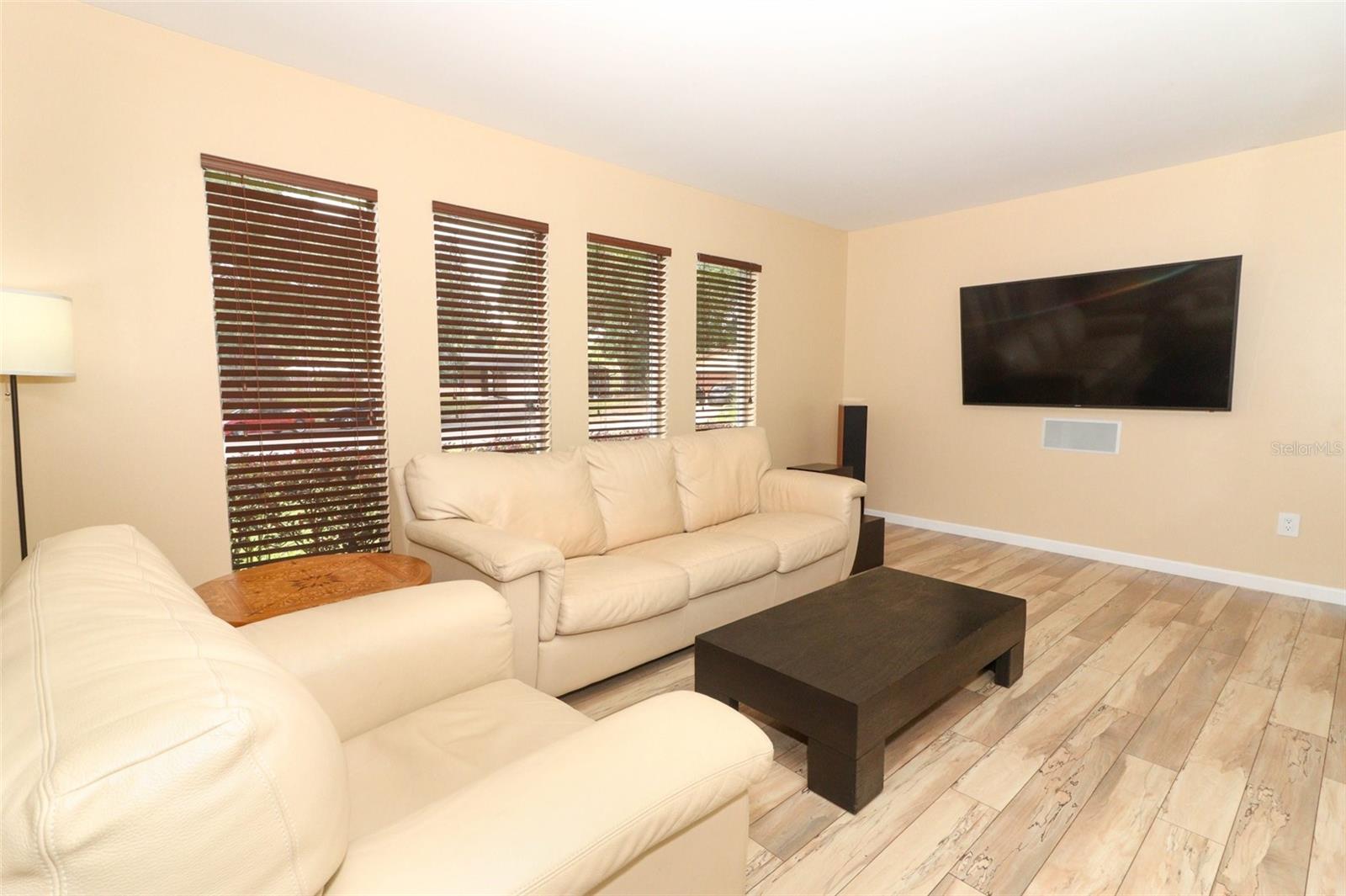 3317 DORMER COURT