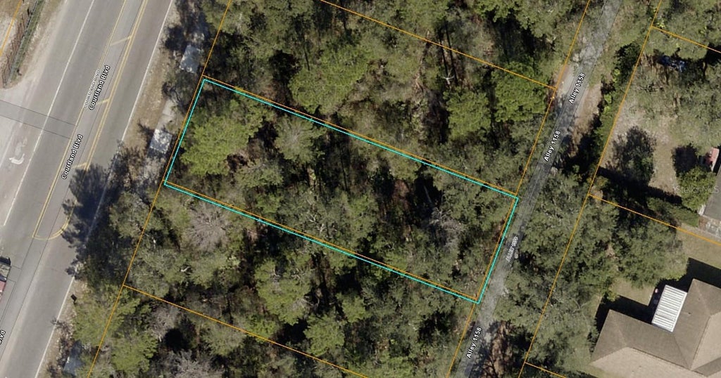 Photo of 87 Courtland Boulevard, Deltona, FL 32738 (MLS # FC321791)