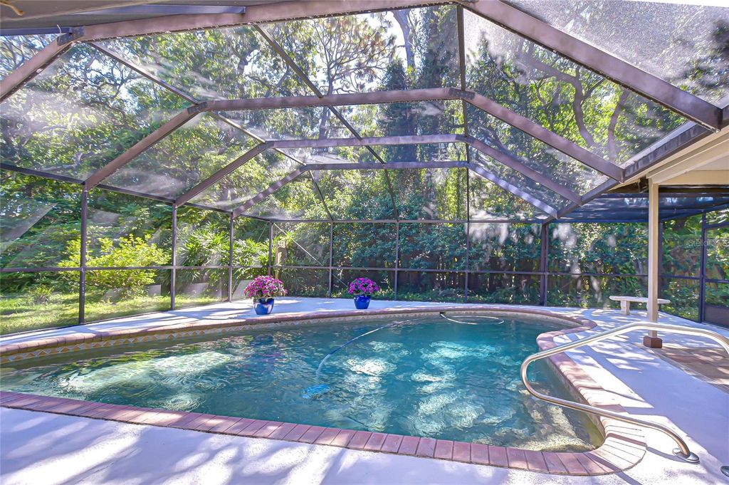 Photo of 6011 Soaring Avenue, Temple Terrace, FL 33617 (MLS # TB8435602)