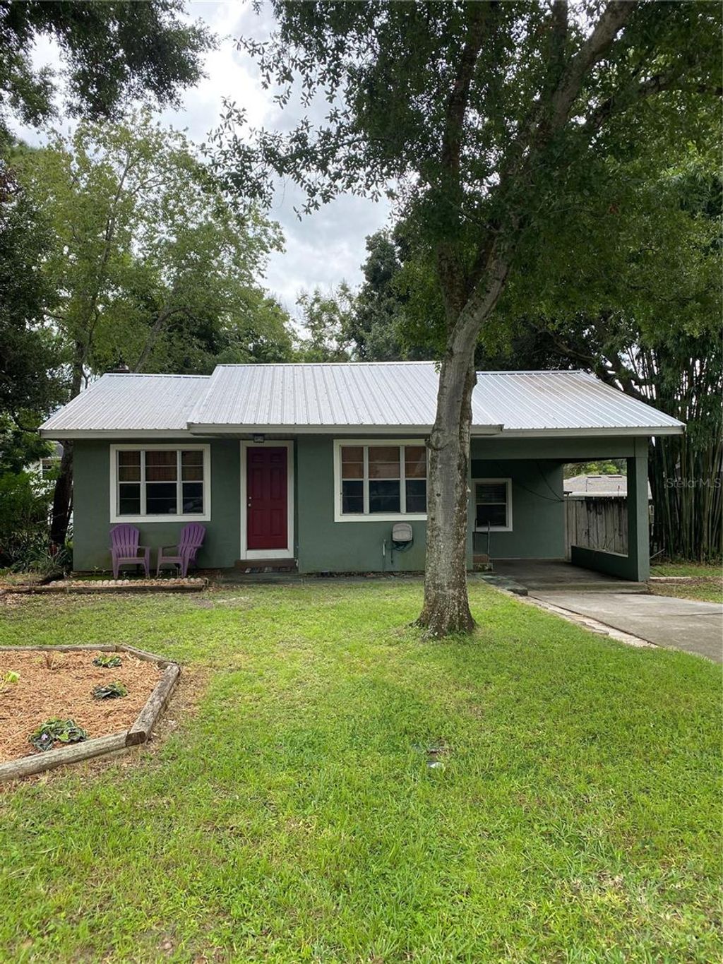 Photo of 1059 Seminole Street, Clermont, FL 34711 (MLS # G5107417)