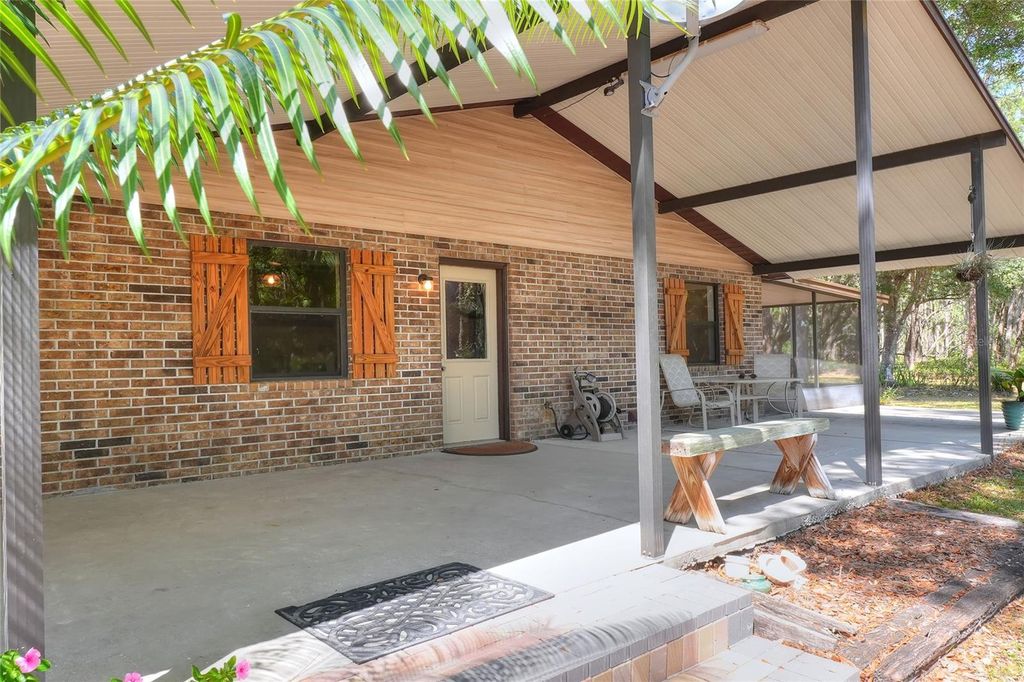 Photo of 4846 Knights Station Road, Lakeland, FL 33810 (MLS # L4952028)