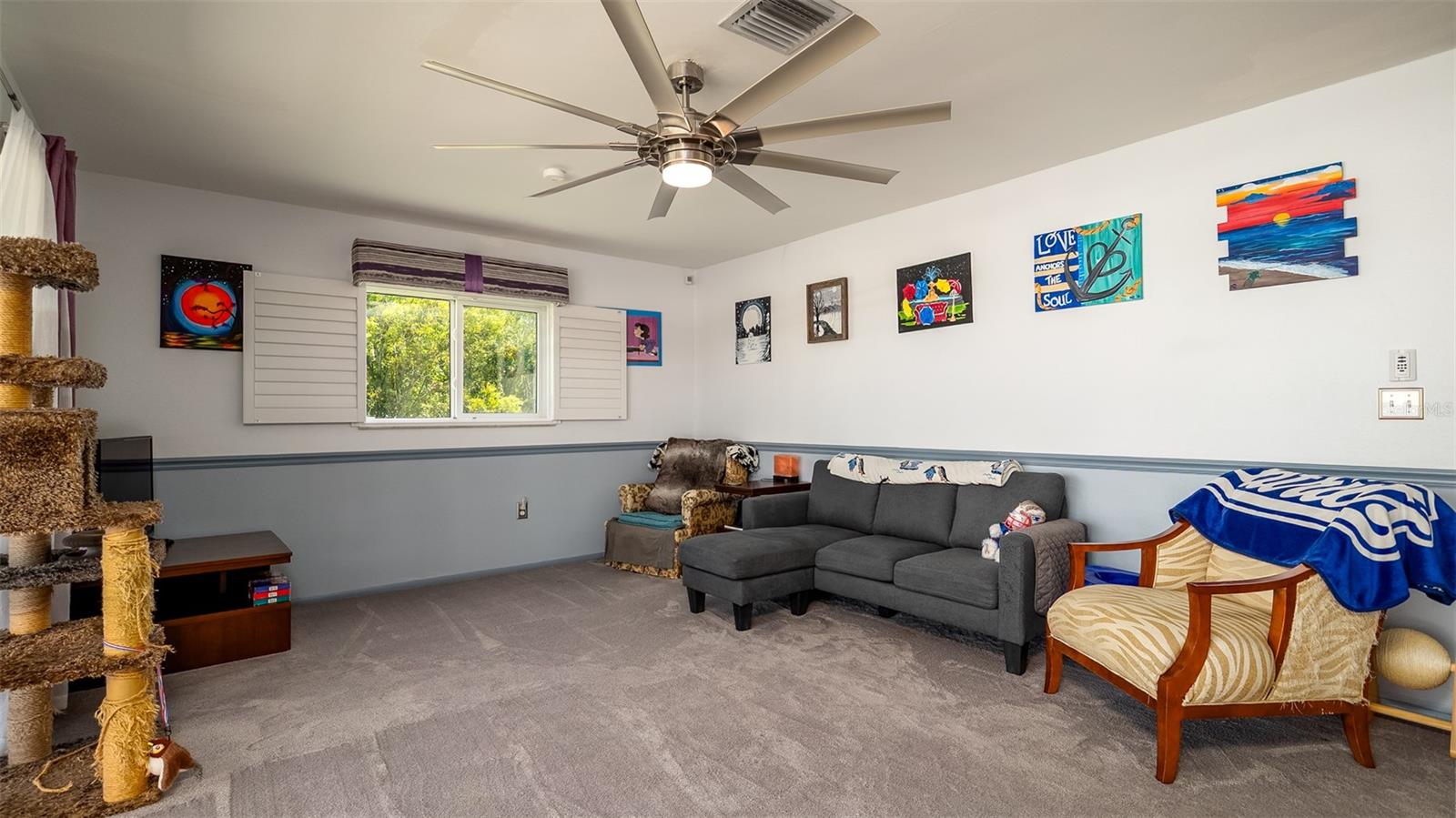 1770 LAKE PLACE 1770D