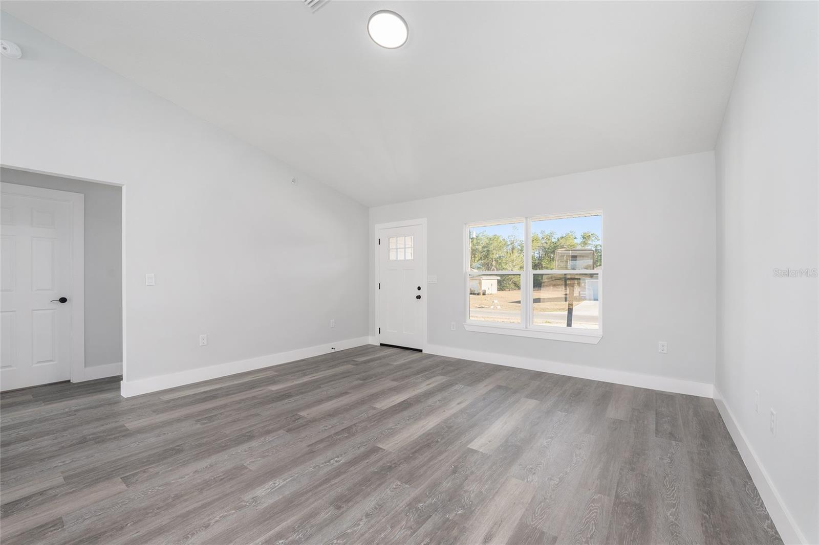 MARION OAKS UN 6 - Residential
