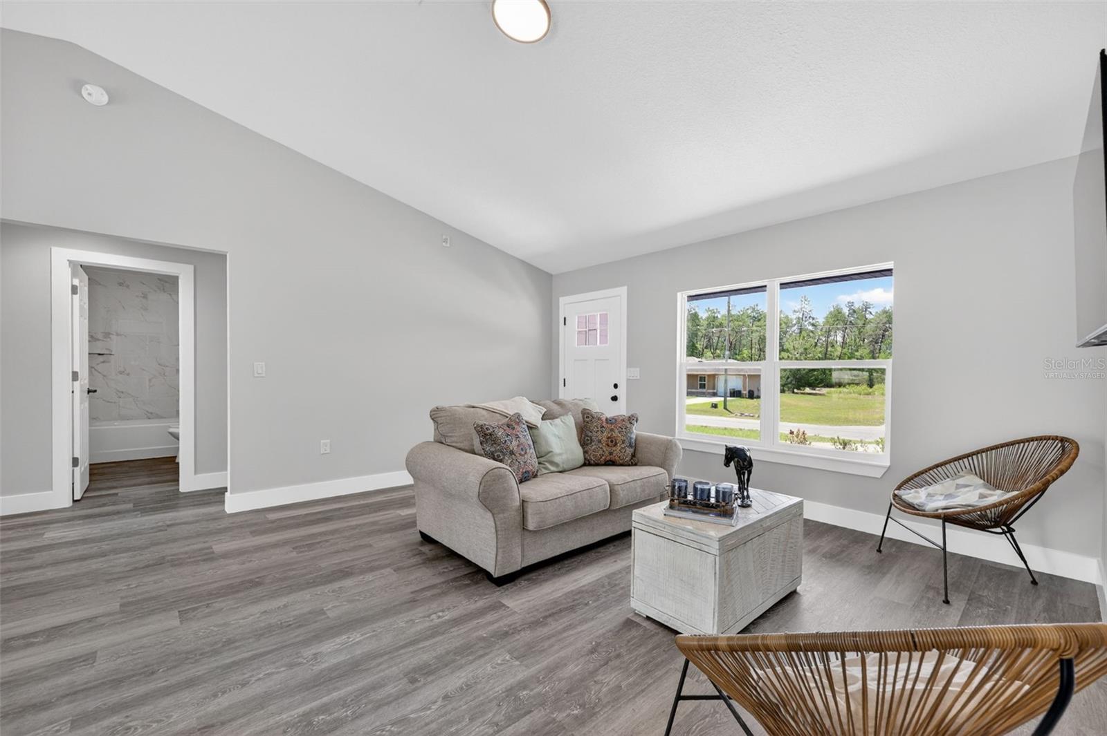 MARION OAKS UN 6 - Residential