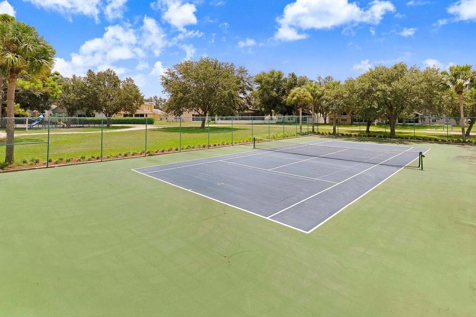 WESTON HILLS SUB - Residential