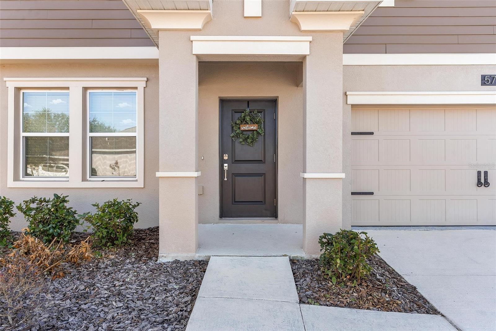 5712 BRISTLELEAF COURT