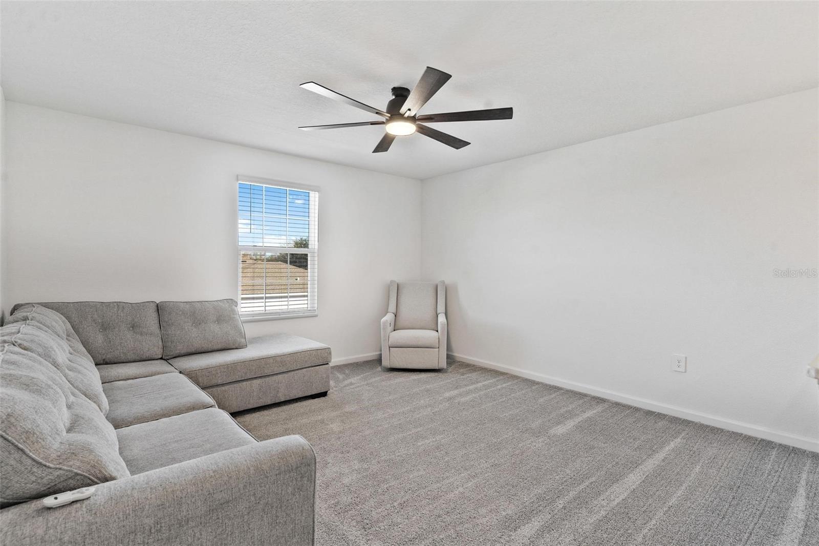 WINDSONG AT LEESBURG - Residential