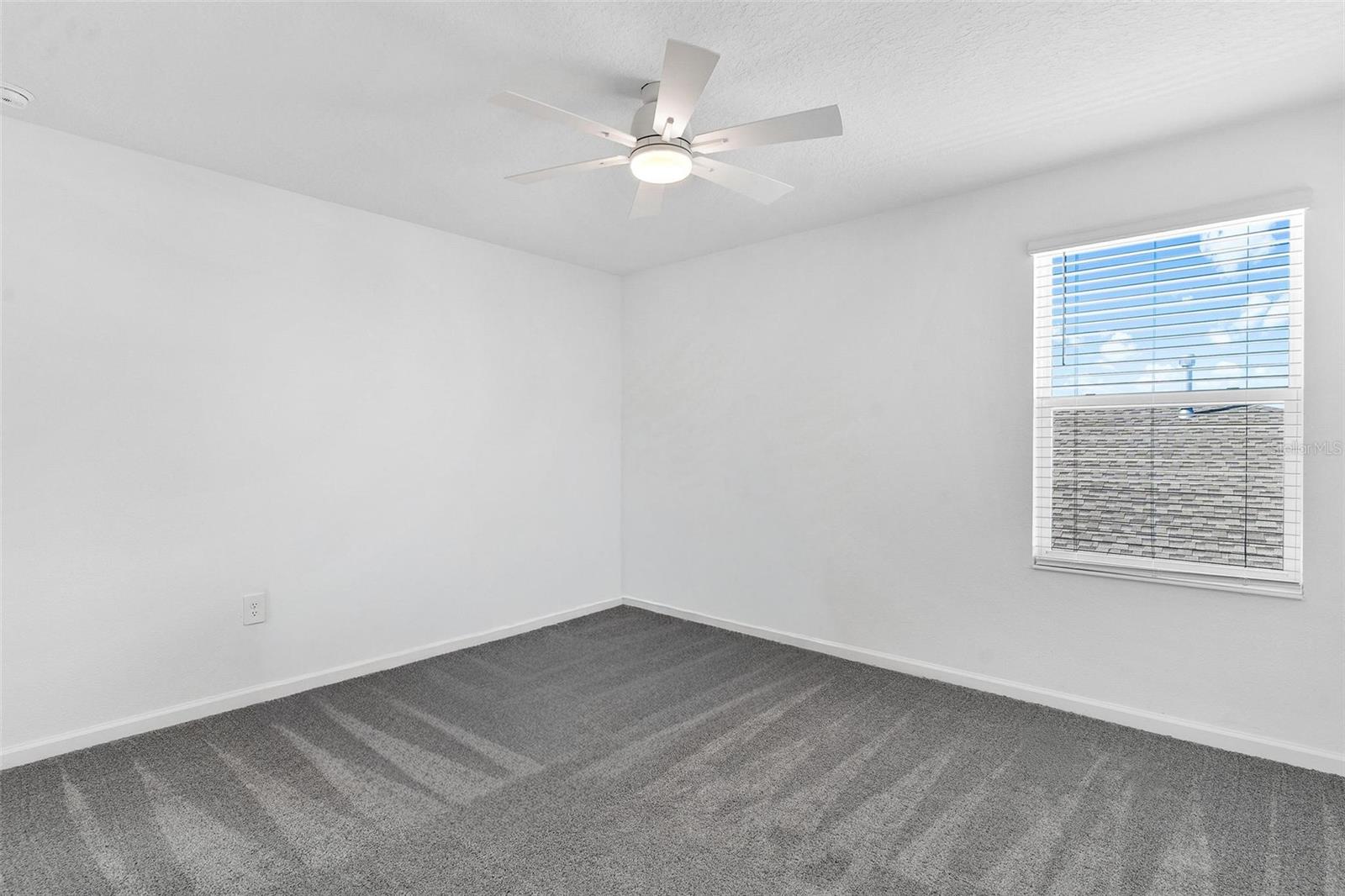 WINDSONG AT LEESBURG - Residential