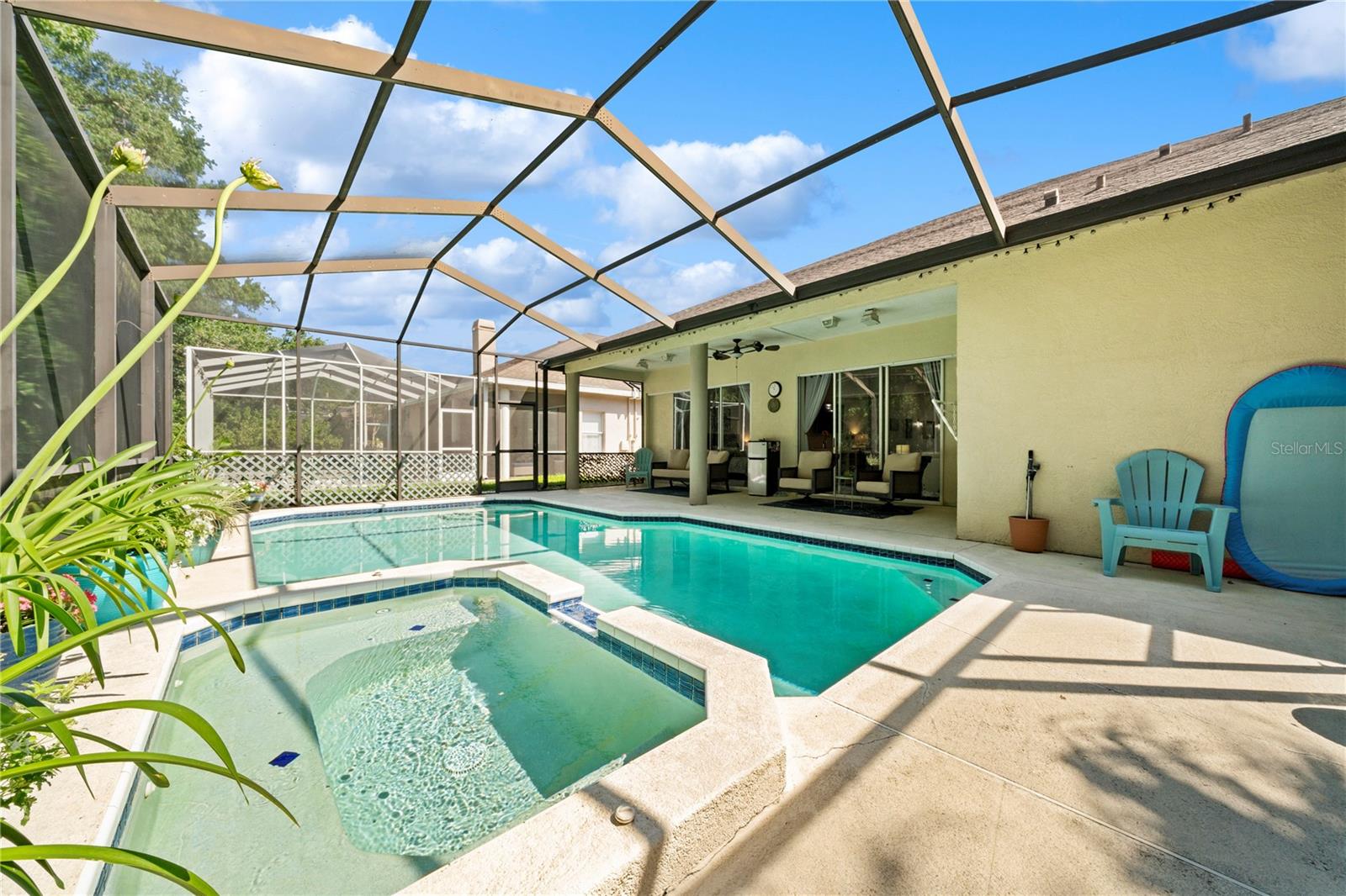 MEADOW POINTE PRCL 10 UNIT 01 02 - Residential