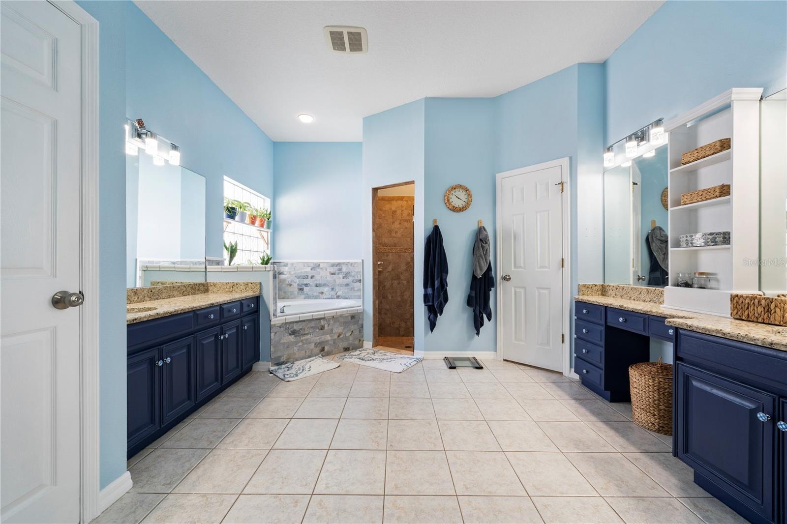 MEADOW POINTE PRCL 10 UNIT 01 02 - Residential