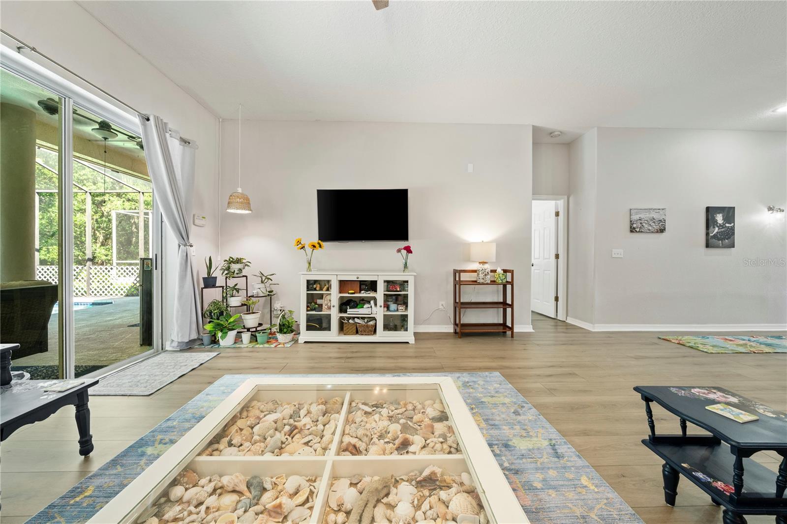 MEADOW POINTE PRCL 10 UNIT 01 02 - Residential