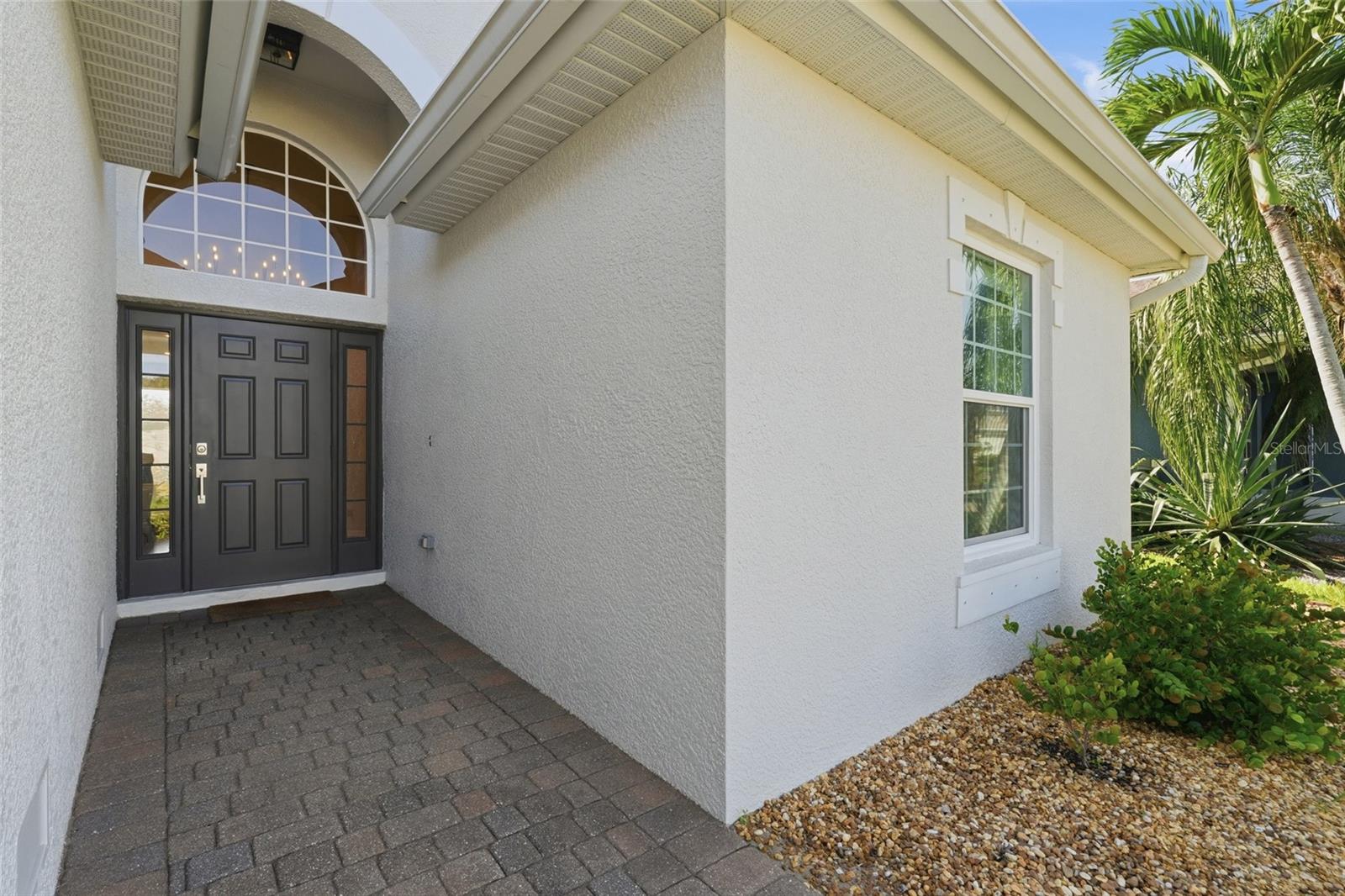 8631 LAKE FRONT COURT