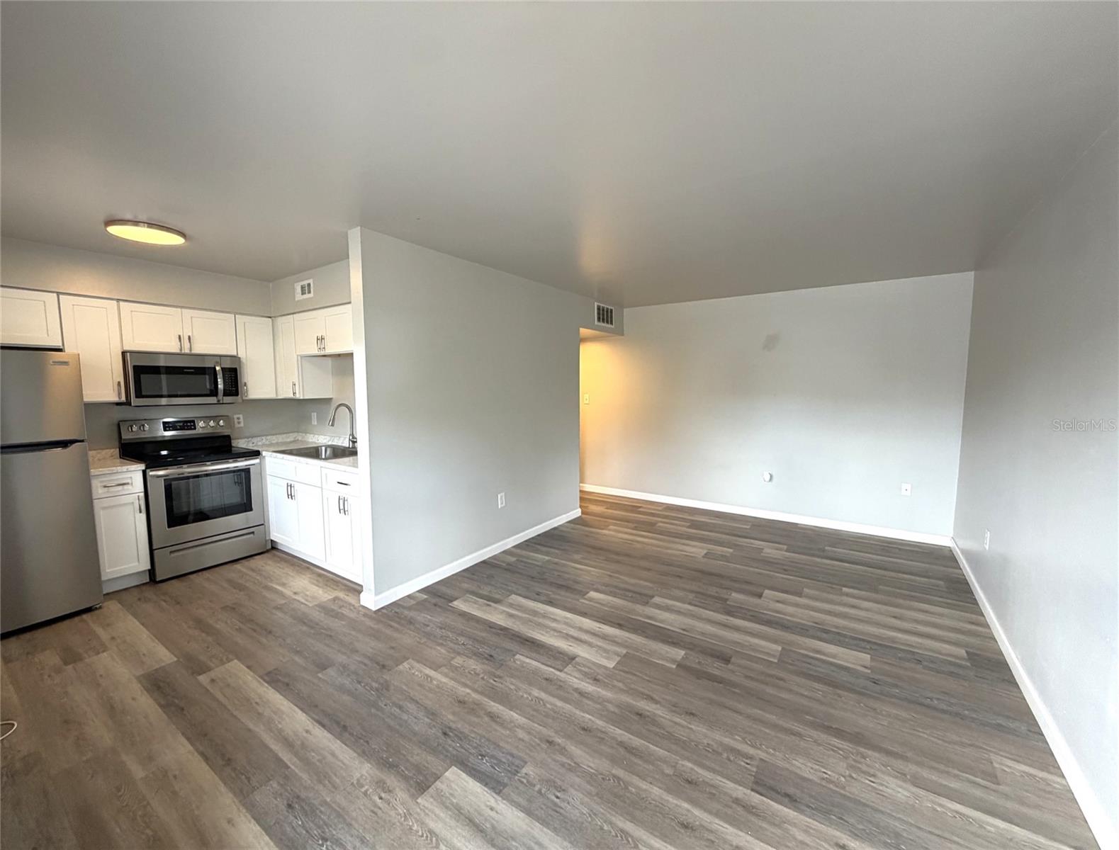 501 NW 15TH AVENUE 9