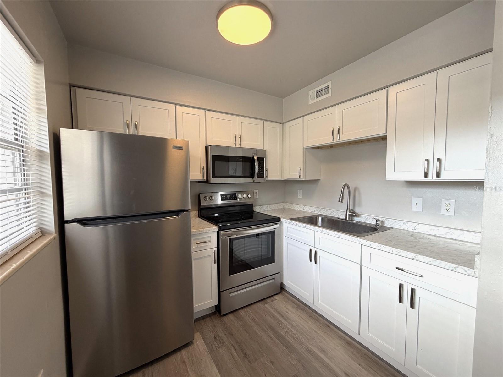 501 NW 15TH AVENUE 9