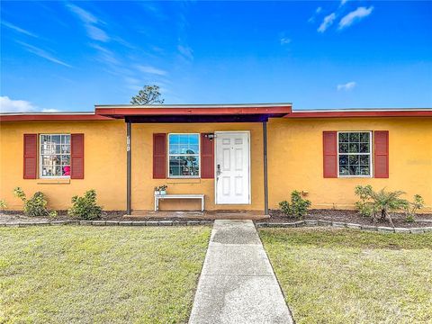 A home in PORT CHARLOTTE