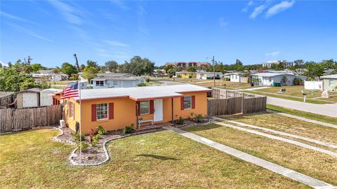 A home in PORT CHARLOTTE