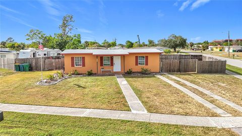 A home in PORT CHARLOTTE