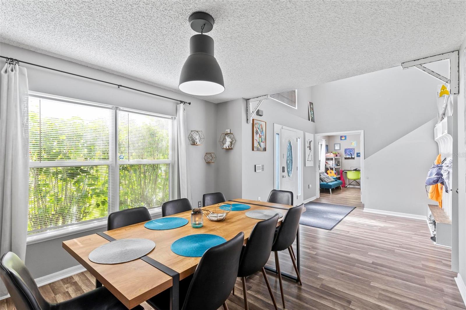 5 BUFFALO GROVE PLACE