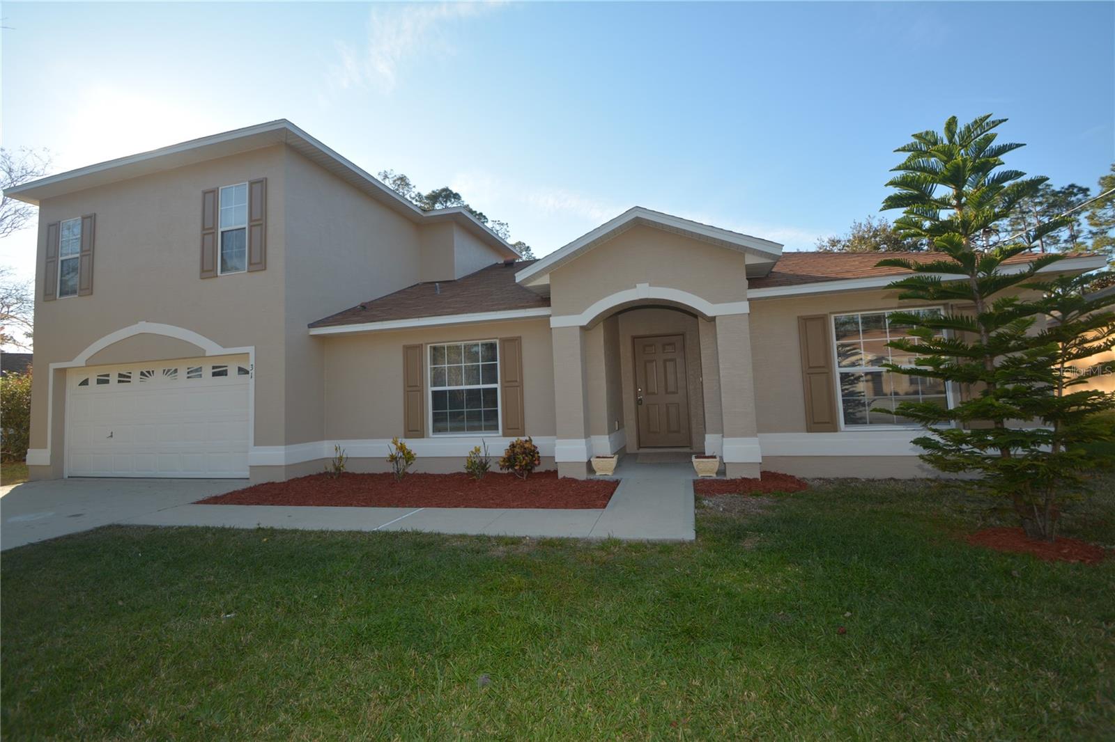 Enjoy the spacious elegance of 31 Peppercorn Ln, a stunning 5-bedroom, 3-bathroom haven nestled in the serene neighborhood of Palm Coast, FL. This expansive 2525 sq ft residence offers abundant space for relaxation and entertainment, perfect for creating cherished memories with family and friends. Step inside to discover a seamless blend of comfort and style, where each room invites you to unwind and relish the tranquil ambiance. The thoughtfully designed floor plan ensures ample natural light throughout, enhancing the warm and welcoming atmosphere of this beautiful home. With three full bathrooms, morning routines and evening unwinds are elevated to moments of pure bliss. The vibrant Palm Coast community surrounds you with lush greenery and a gentle breeze, making outdoor activities and leisurely strolls a daily delight. Conveniently located, 31 Peppercorn Ln provides easy access to local amenities, shopping, and dining, ensuring you are never far from what you need. This is not just a home, but a gateway to an enriching lifestyle where every day feels like a vacation. Experience the perfect blend of convenience, comfort, and charm at 31 Peppercorn Ln, your next dream rental destination. Welcome to a place where your ideal lifestyle comes to life in every corner. Learn more about the benefits of deposit-free living here:
See the Obligo brochure https://depositfree.myobligo.com/hubfs/Partner%20Resource%20Center%20(Obligo%20x%20Buildium)/Tenant%20Brochure.pdf
