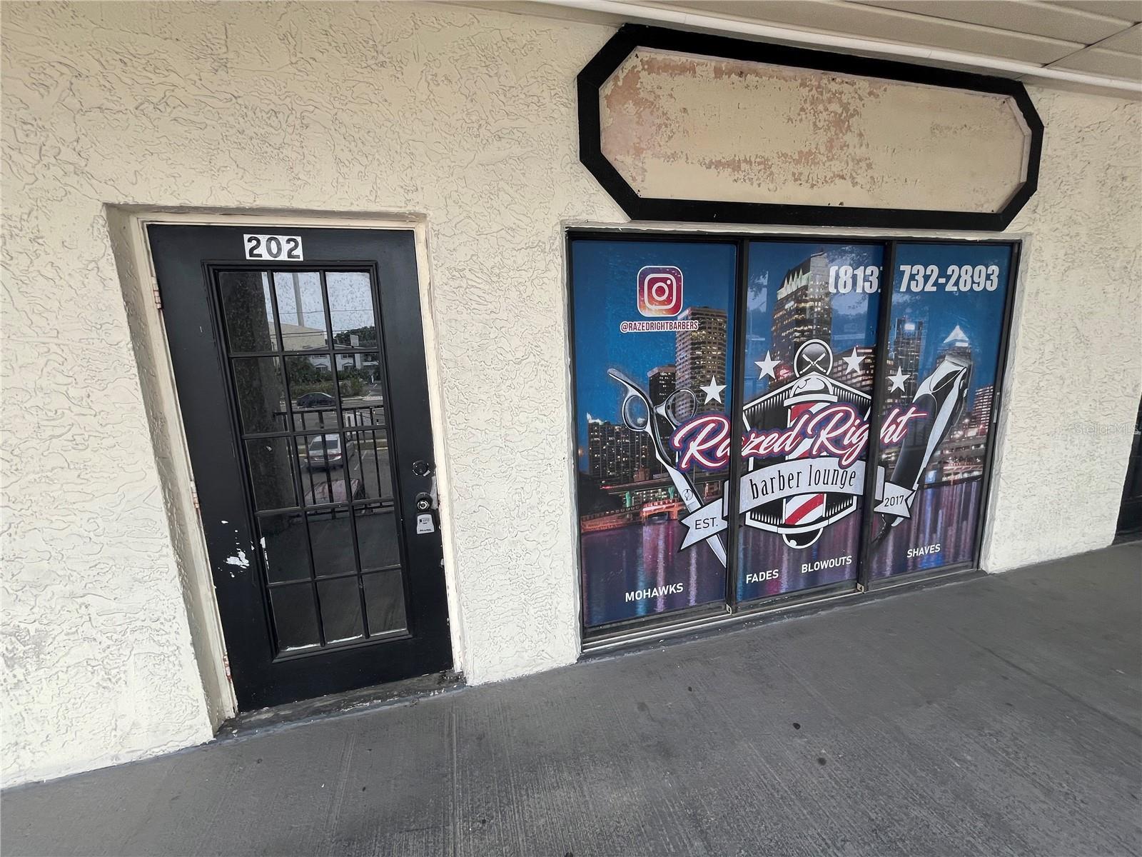 LIN LAN TERRACE - Commercial Lease