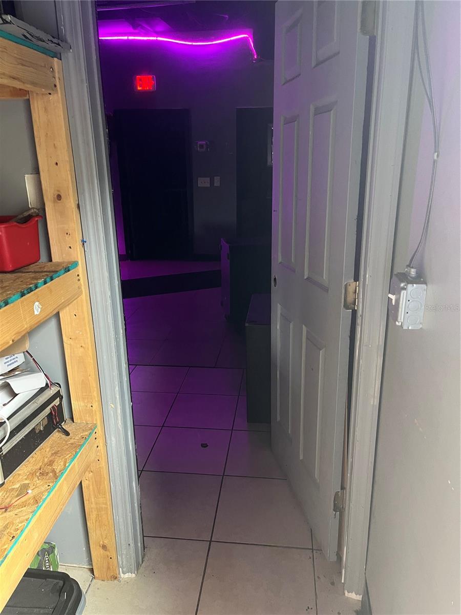 LIN LAN TERRACE - Commercial Lease