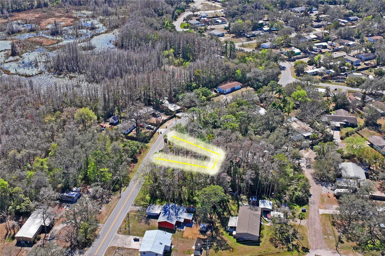 MOON LAKE ESTATES - Land