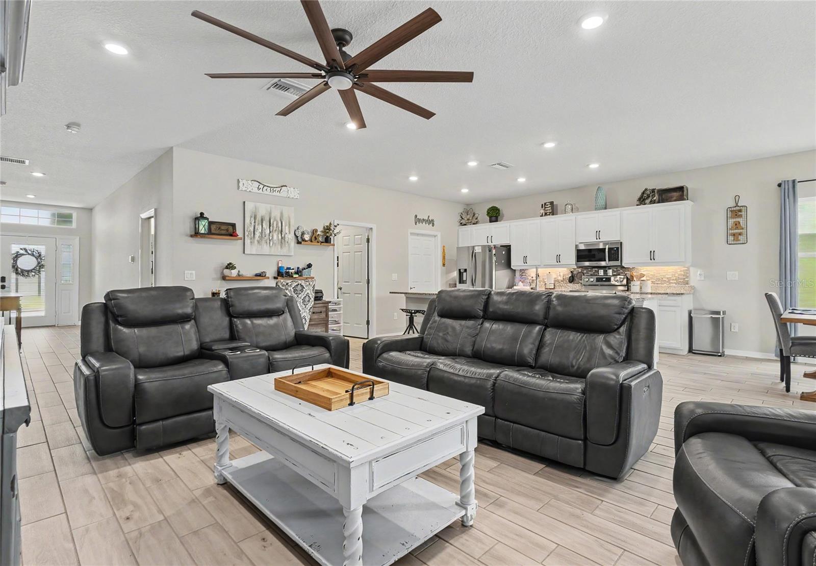 AVIARY AT RUTLAND RANCH - Residential