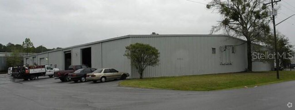 Photo of 3021 NE 21st Way, Gainesville, FL 32609 (MLS # GC537223)