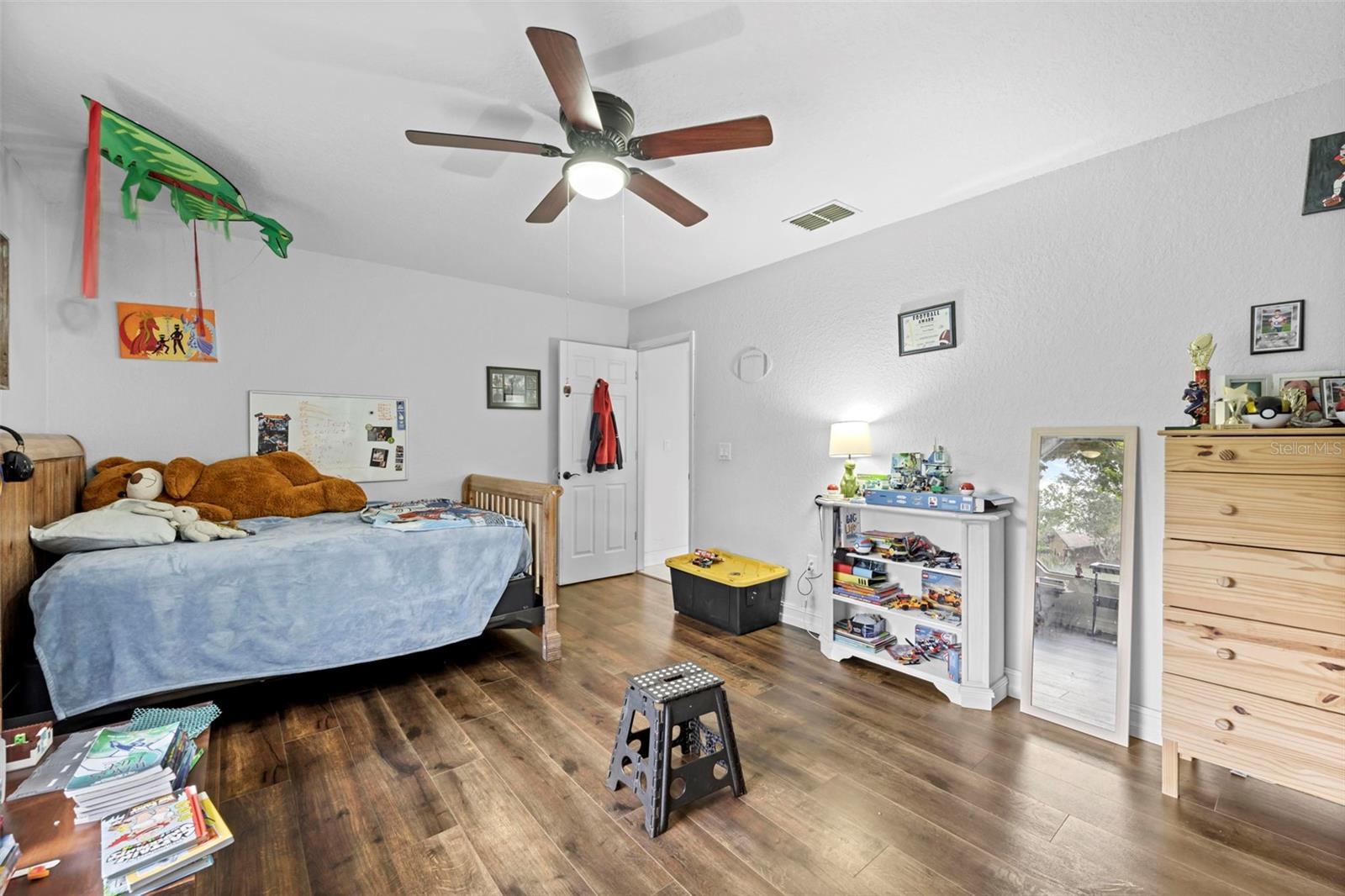 SPRING HILL - Residential
