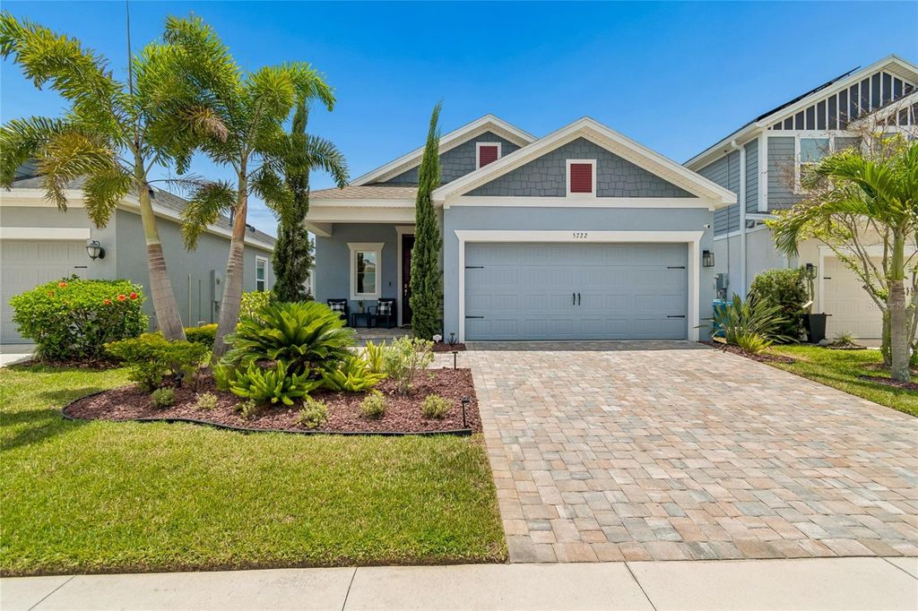 Photo of 5722 Silver Sun Dr, Apollo Beach, FL 33572 (MLS # TB8510112)