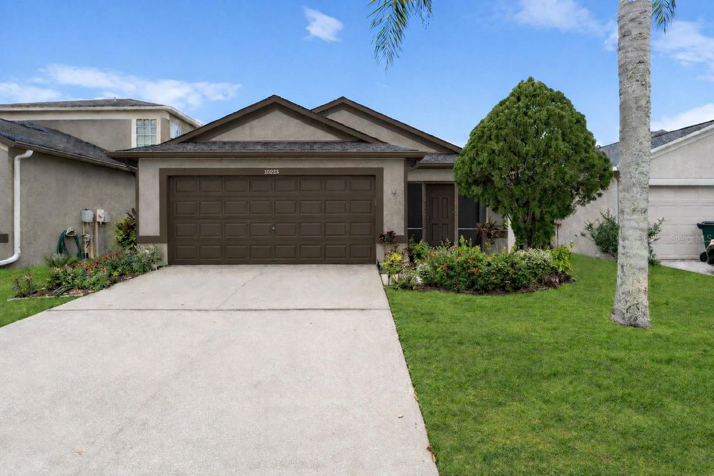 Photo of 31052 Masena Drive, Wesley Chapel, FL 33545 (MLS # TB8469090)